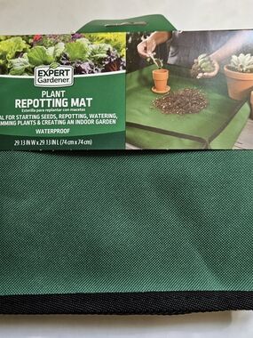 Green Plant Repotting Mat - Waterproof